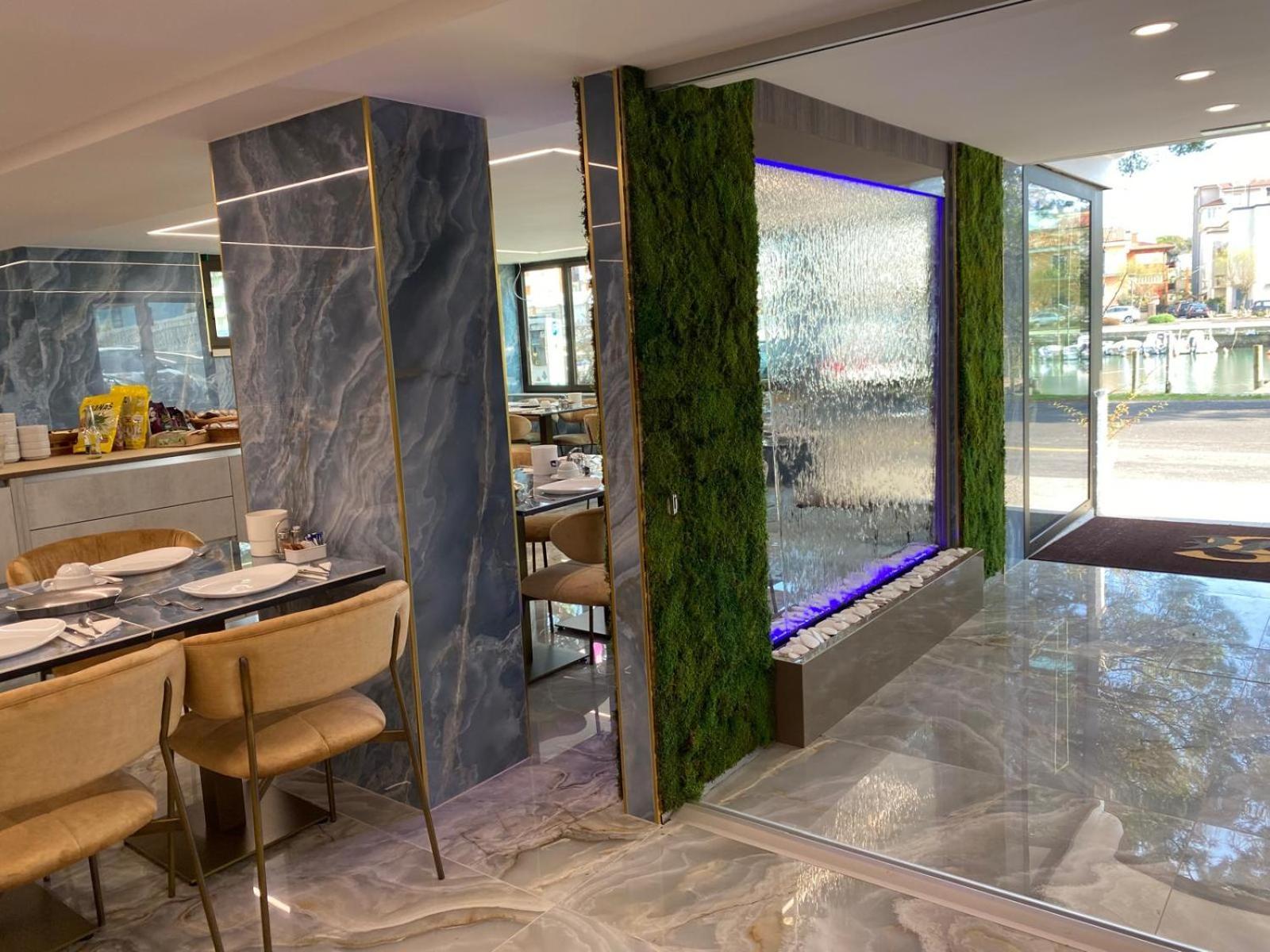 Hotel Serena Grado Zewnętrze zdjęcie